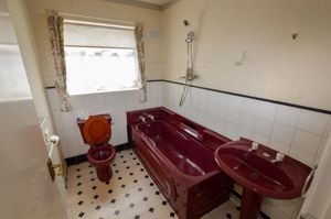 Bathroom- click for photo gallery